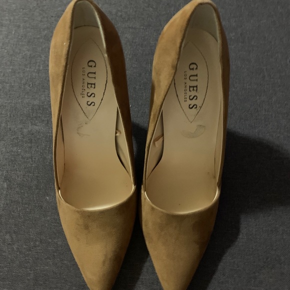 GUESS Suede pumps - Picture 1 of 5